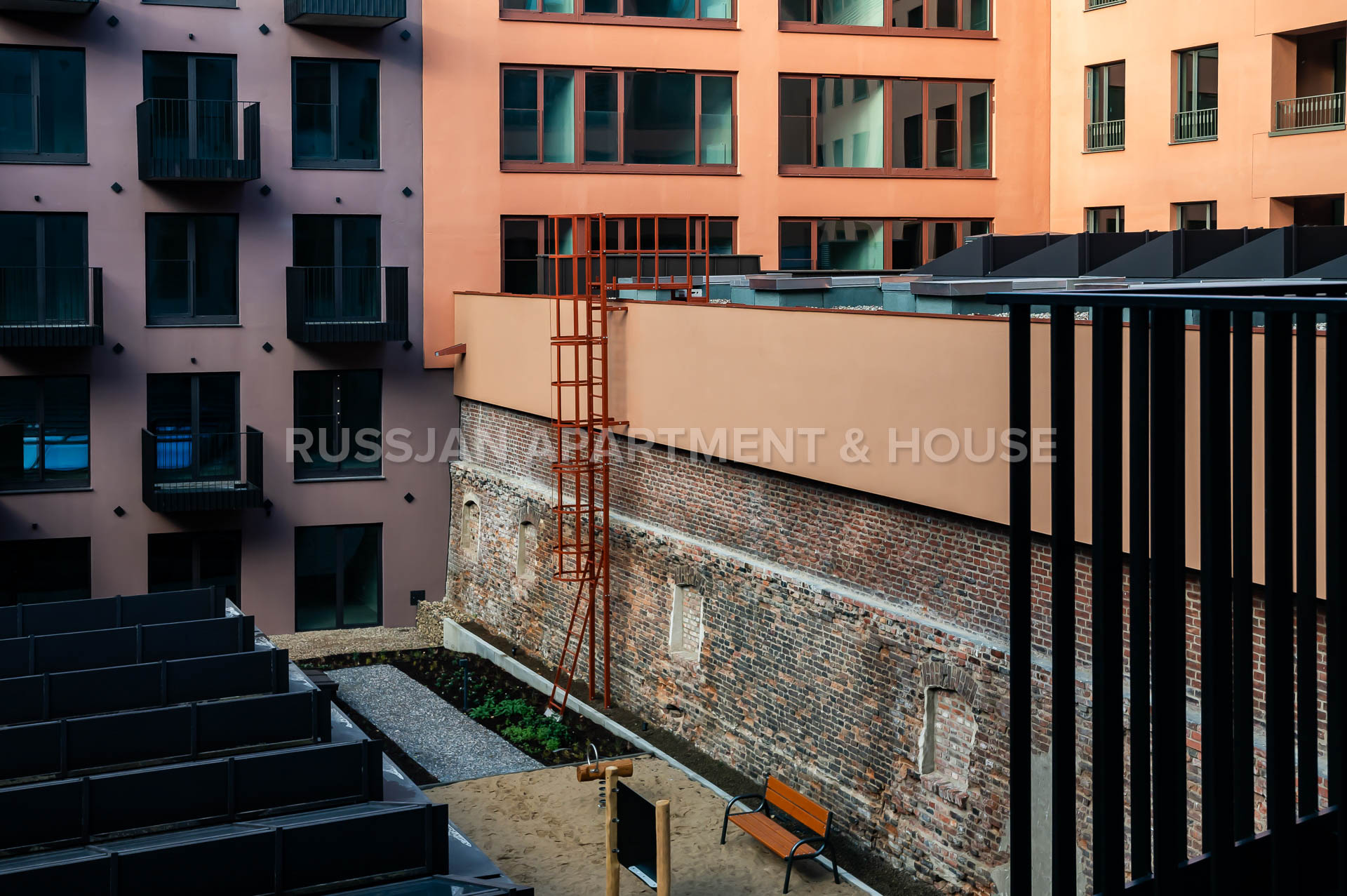  Ulica Chmielna  | RUSSJAN Apartment & House